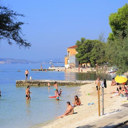 Apartments With A Parking Space Kastel Kambelovac, Kastela - 21645 エクステリア 写真